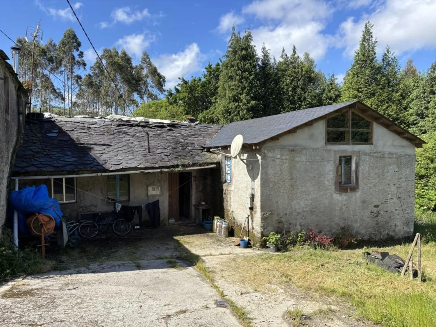 Casa rural con parcela de 1.674 m²
