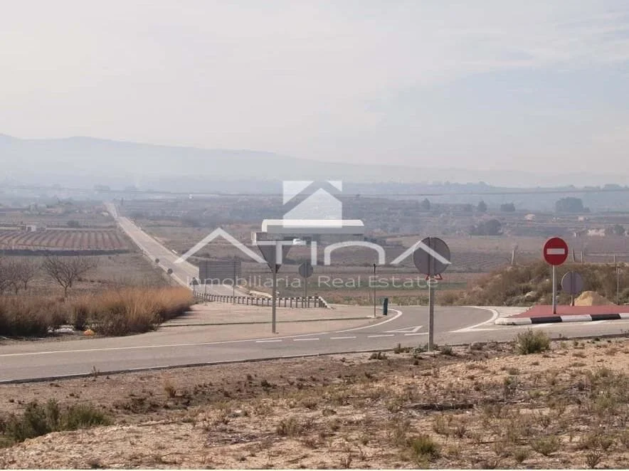 Industrial plot with existing warehouse