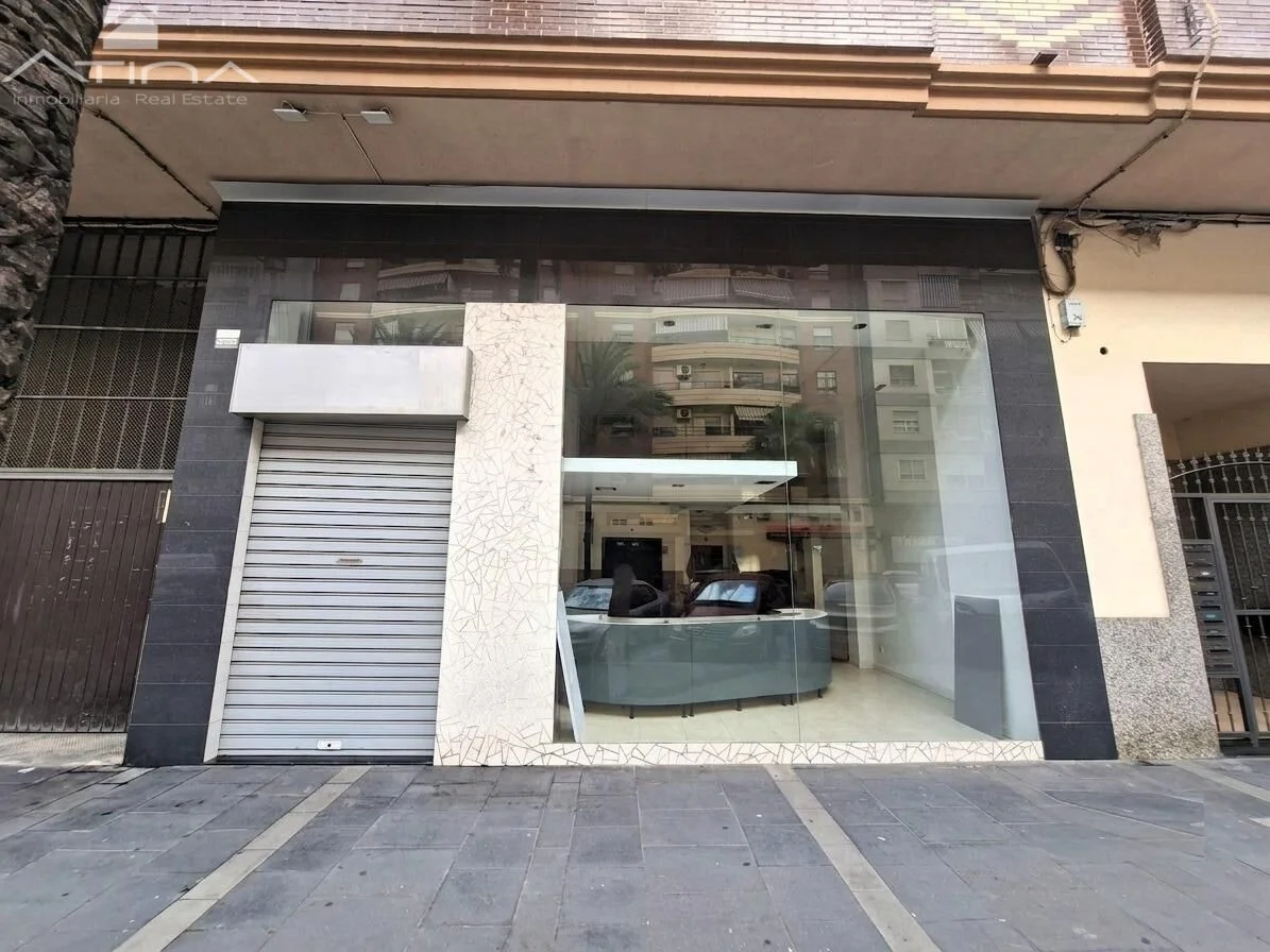 Central 349 m² commercial premises