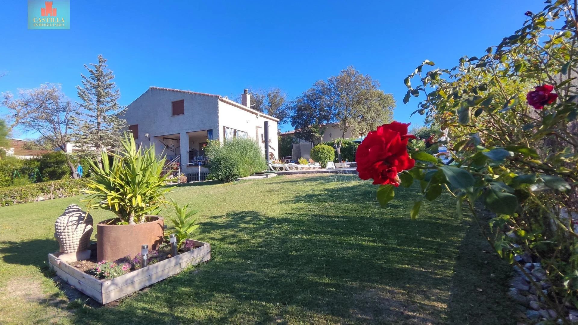 Chalet independiente cerca de Ávila con piscina