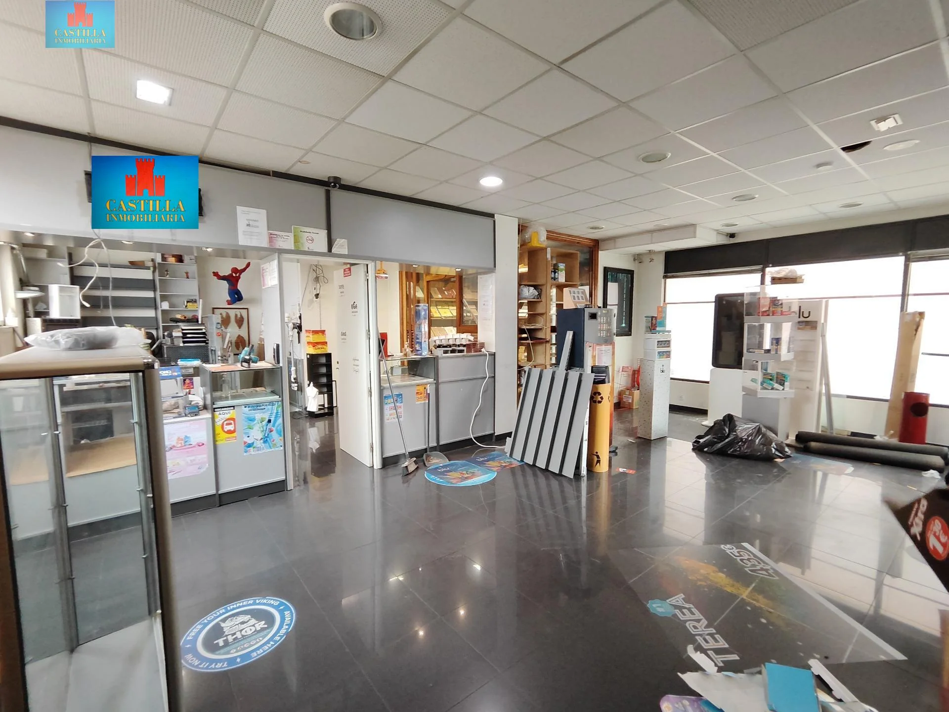 Local comercial esquinero alquilado de 110 m²