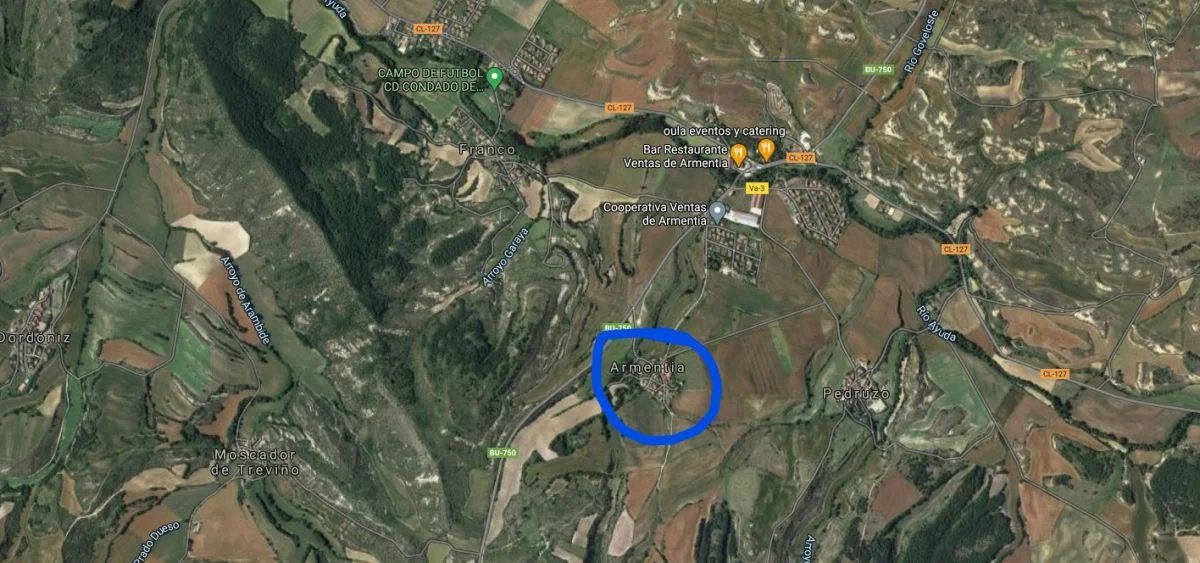 Solar de 730 m² en Armentia