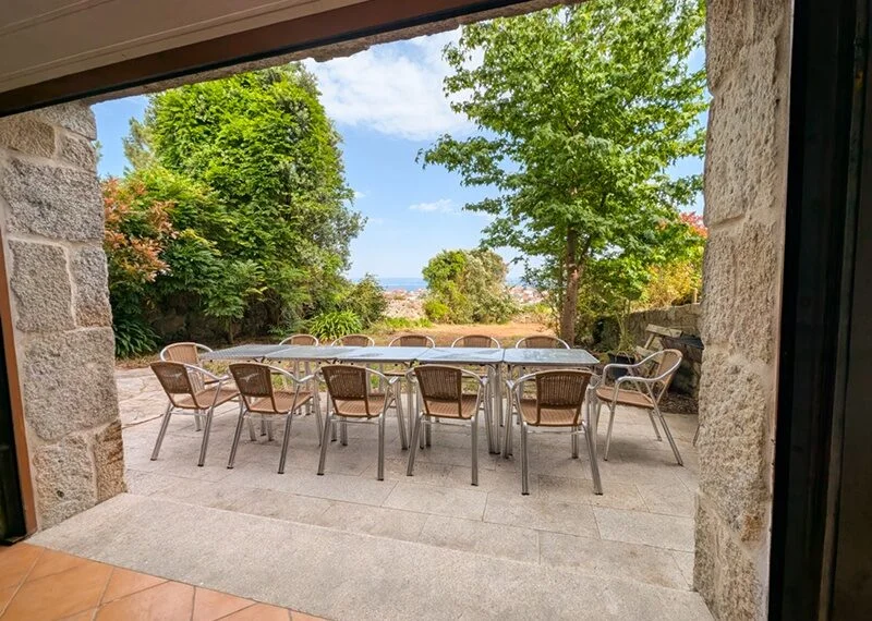 Chalet de piedra con vistas al mar, 7 dormitorios