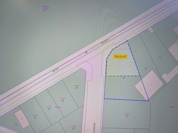 Solar urbano de 550 m² en Alcázar