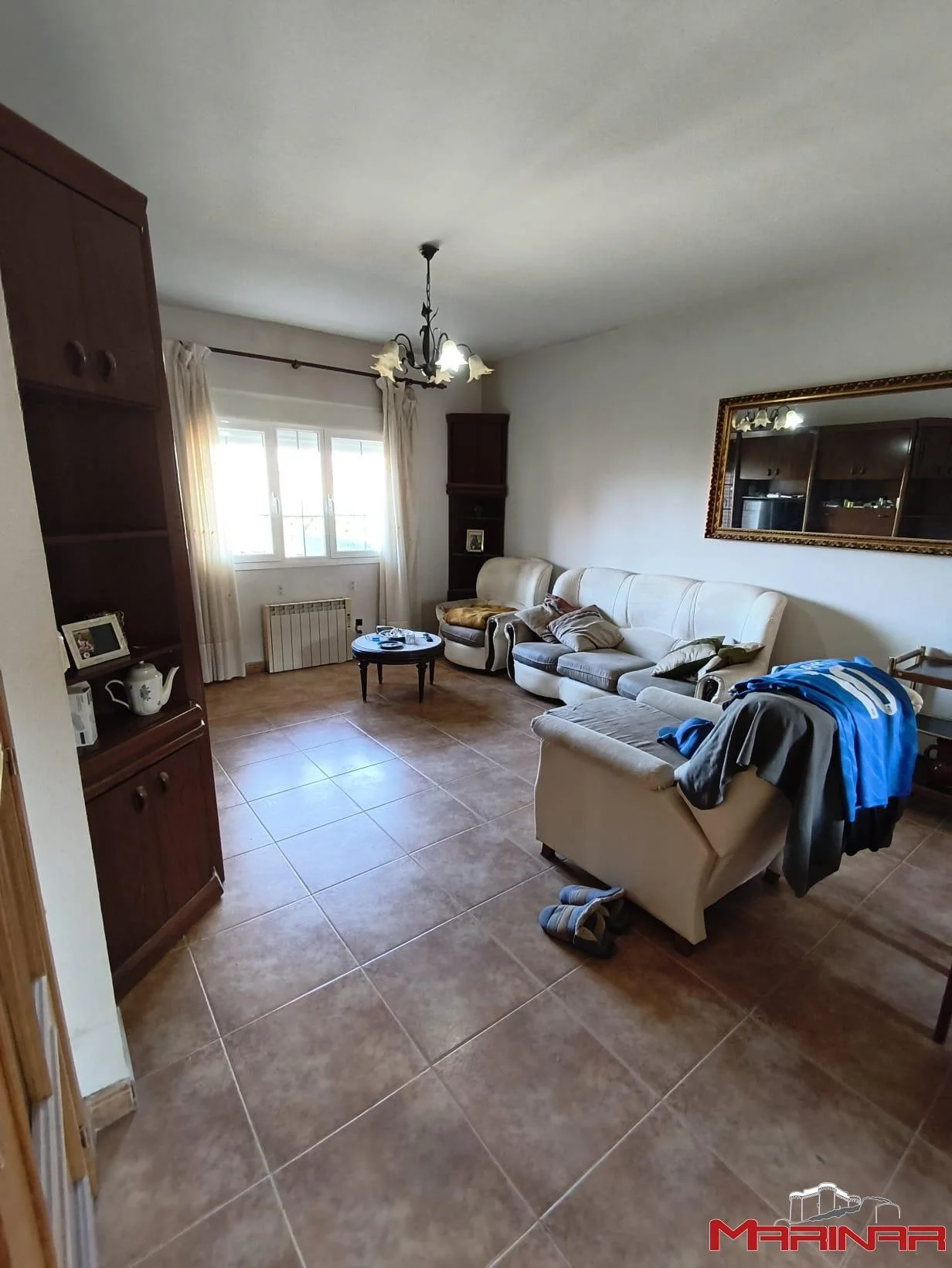 Spacious Borox townhouse, four-bedroom layout