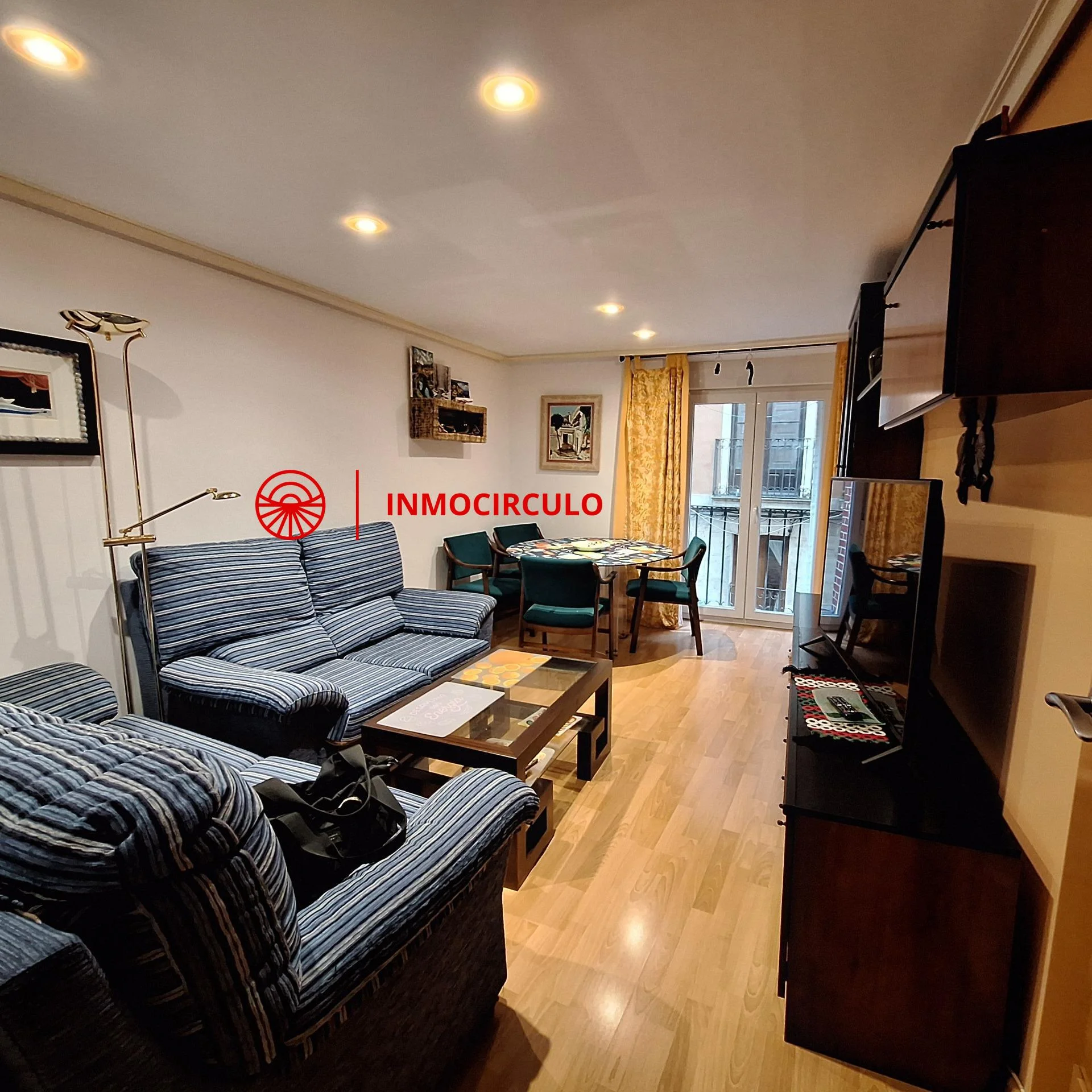 Apartamento histórico con dos dormitorios