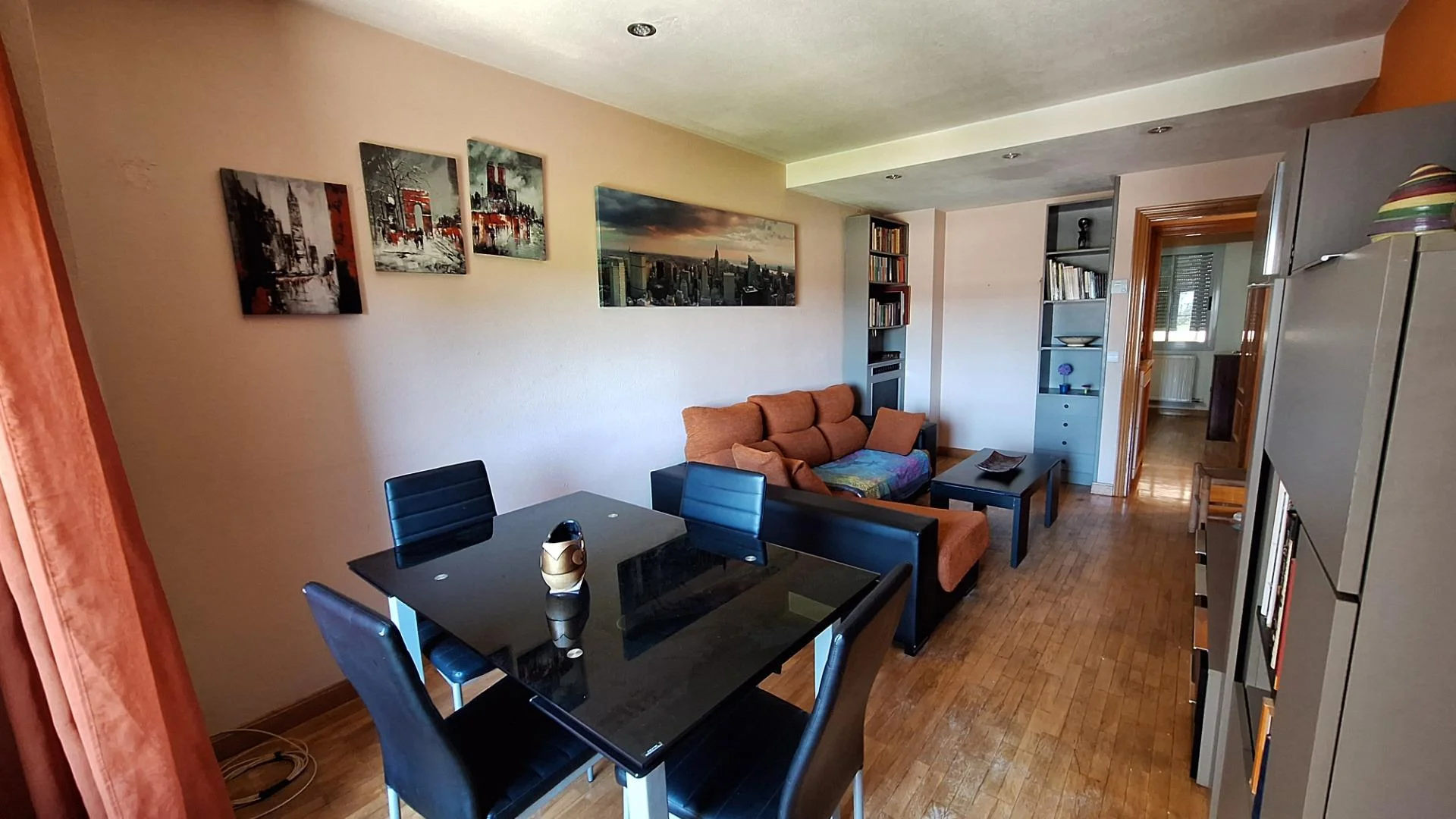 Apartamento de dos dormitorios con garaje en Illera