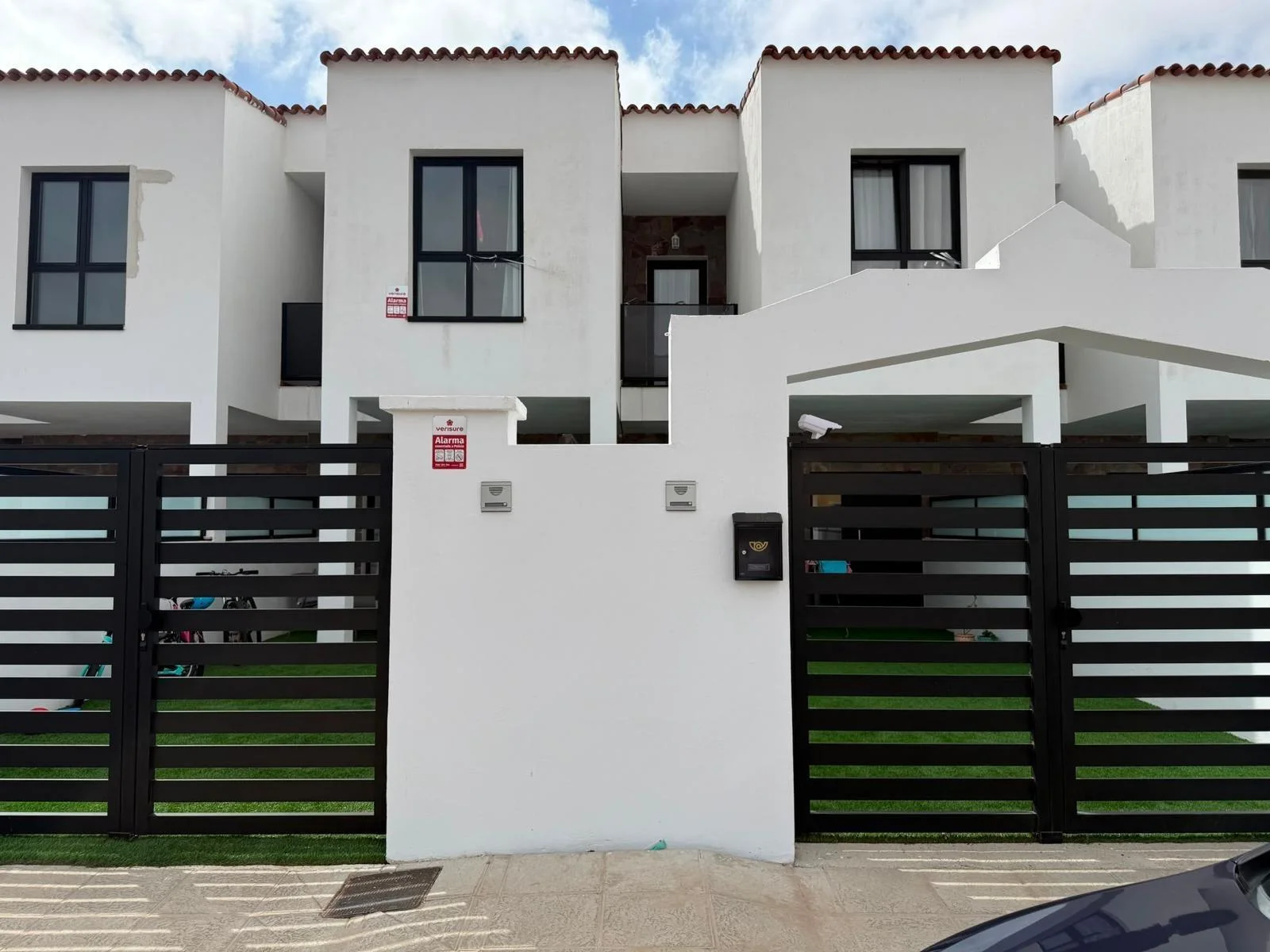 Duplex development in La Oliva, parking