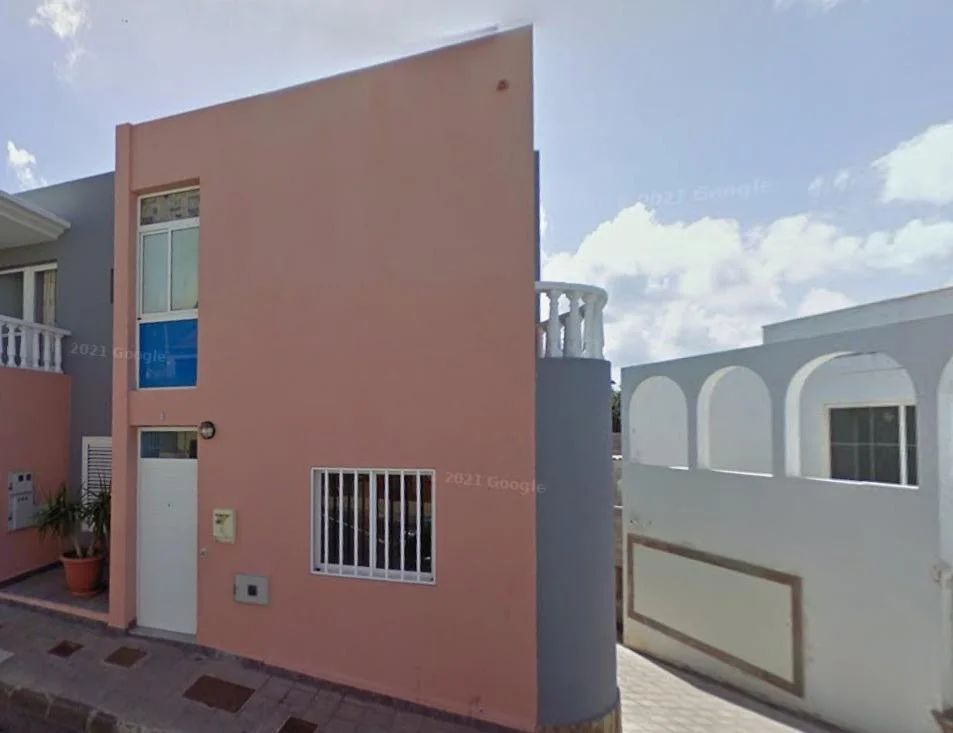 Adosado dúplex VPO en La Lajita