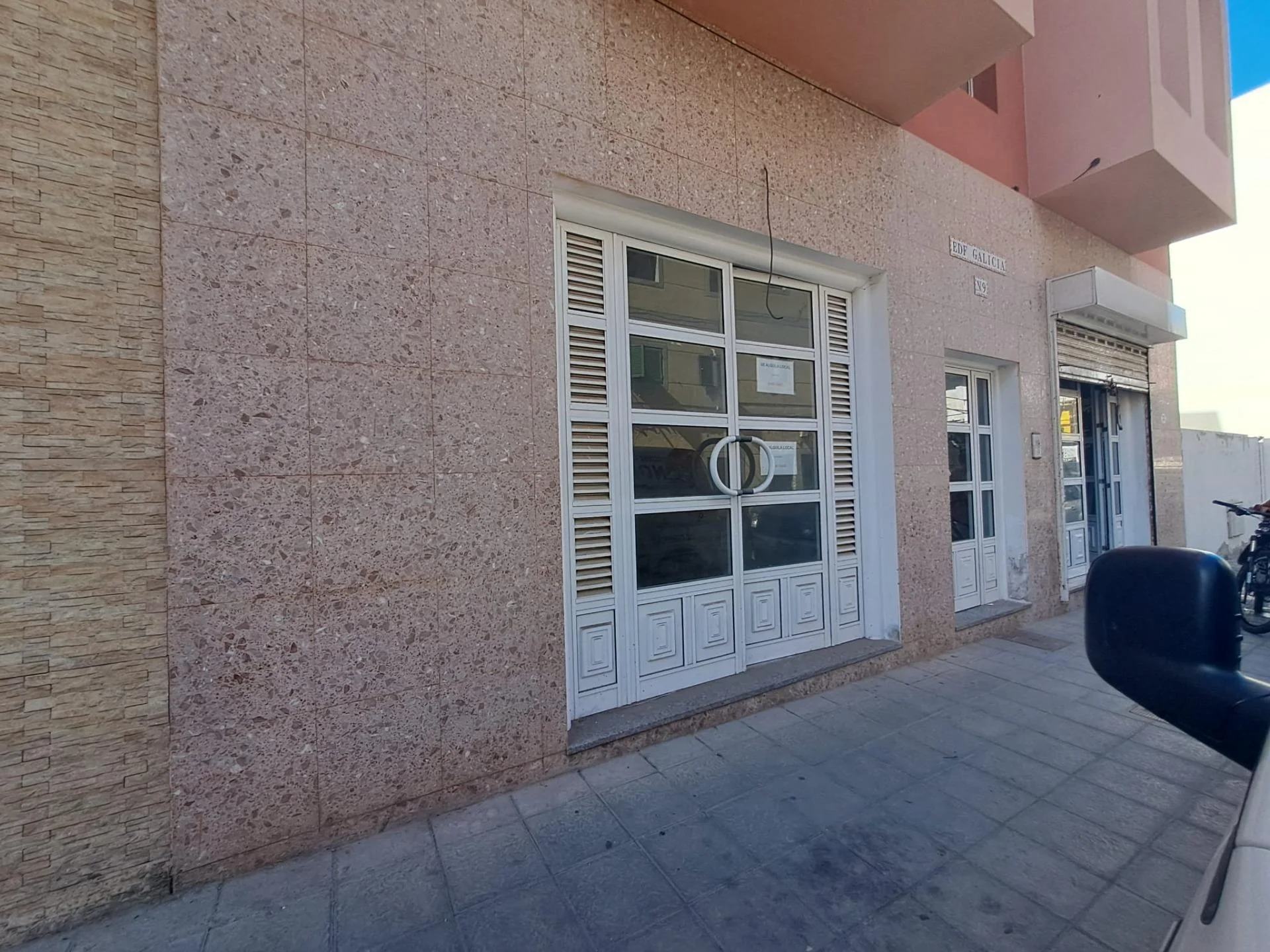 Independent 78 m² shop in Corralejo