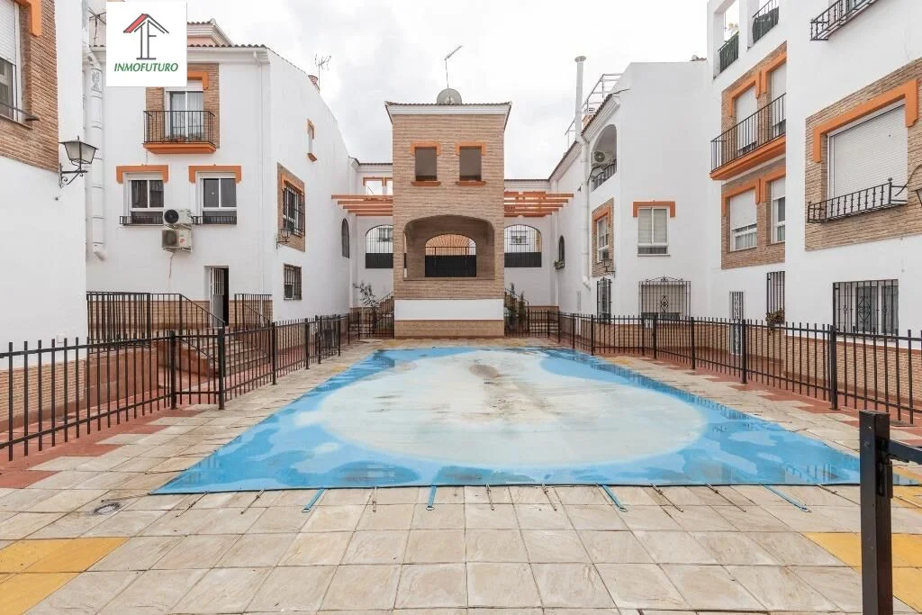 Well-kept townhouse near Ferial, three bedrooms