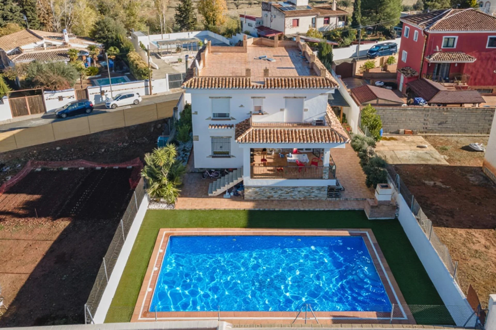 Chalet independiente en Otura, 366 m²