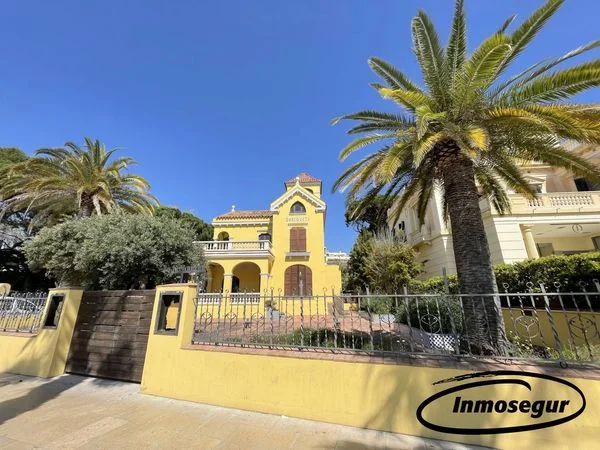 Salou luxury chalet, 5 bedrooms