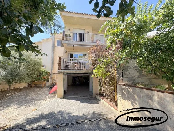 Casa pareada reformable en Cap Salou