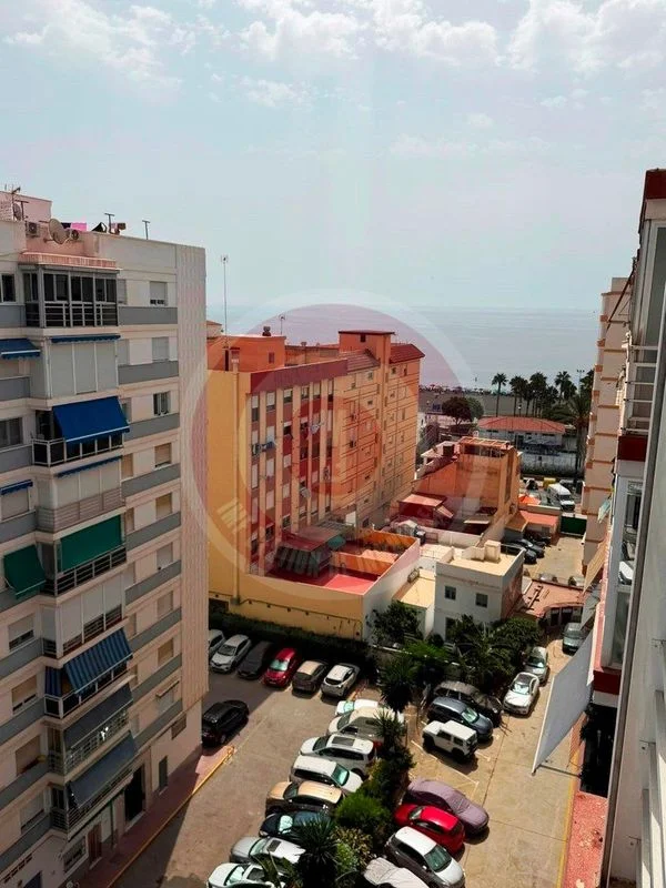 Bright Torre del Mar flat, 3 bedrooms
