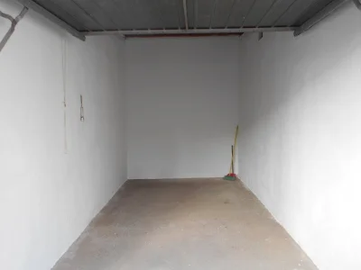 Small-car garage in Terreras, Ciudad Real
