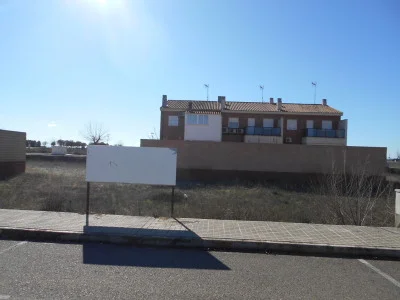 Urban plot with 244 m² buildability