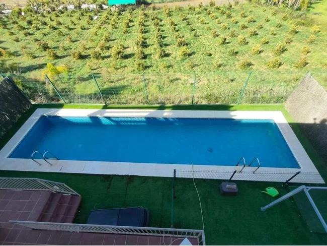 Four-bedroom private-pool townhouse in Cancelada