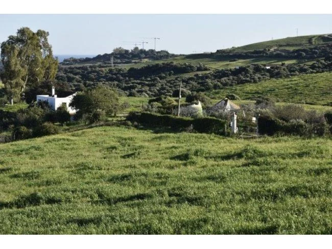 Rustic Casares finca with legalised house