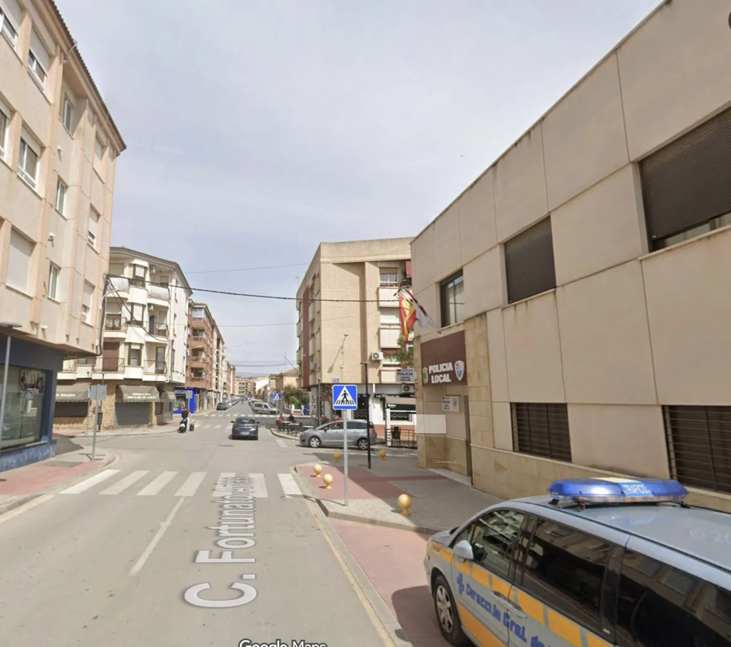 Central Hellín flat with tenant