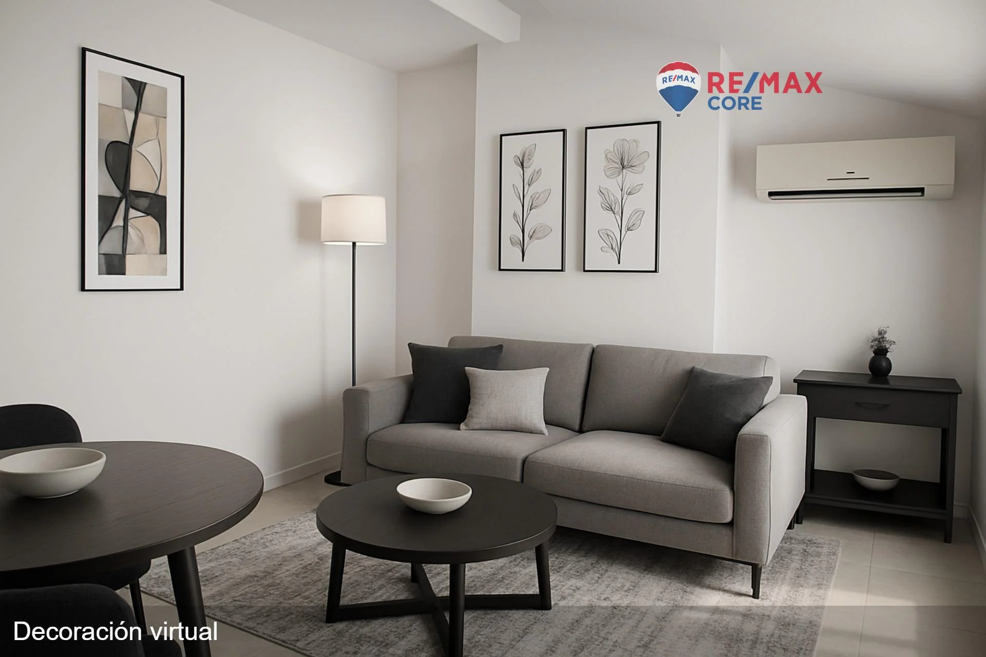 Central penthouse with terrace, one bedroom