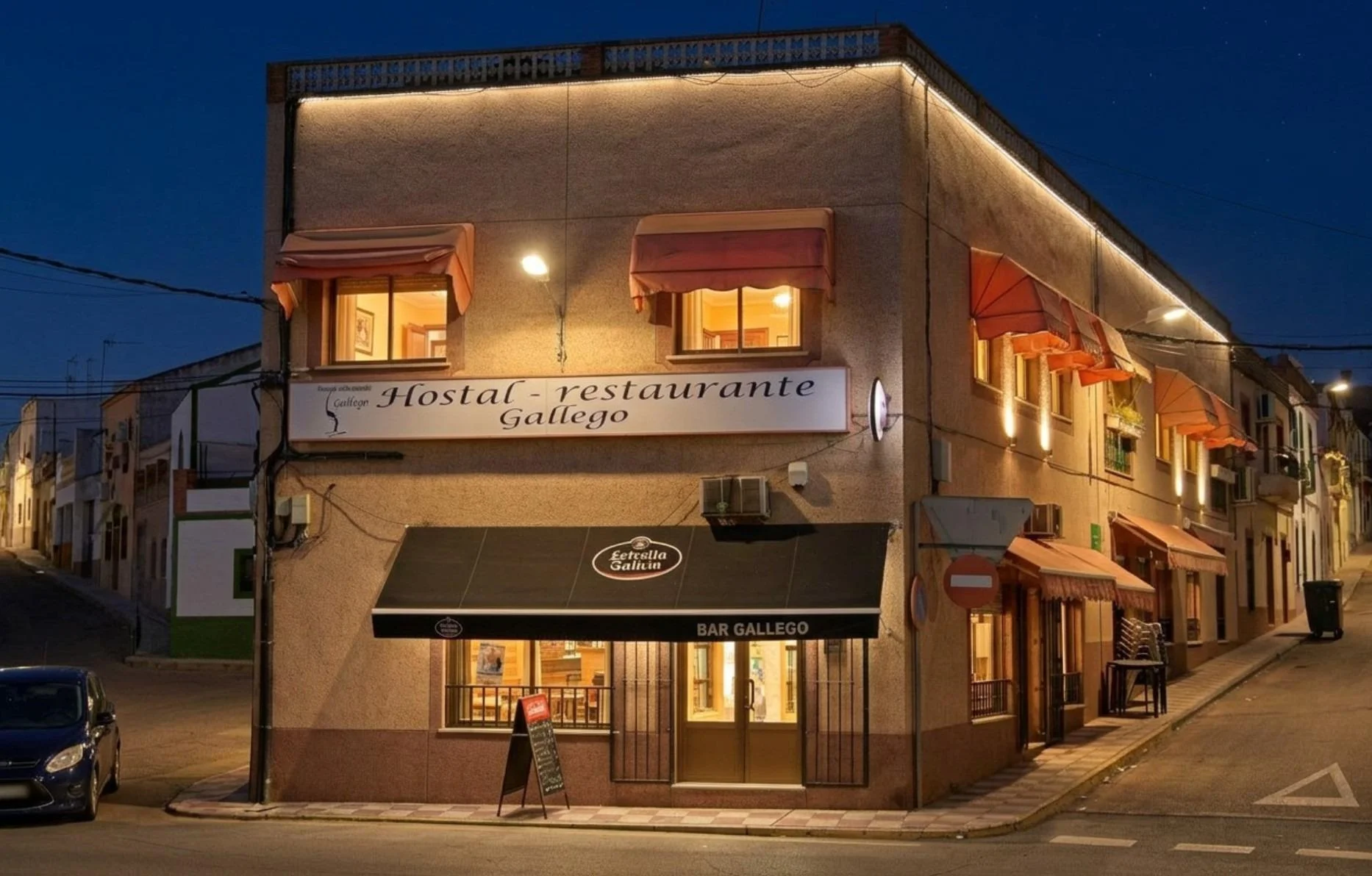 Urban hotel with 13-room hospitality operation