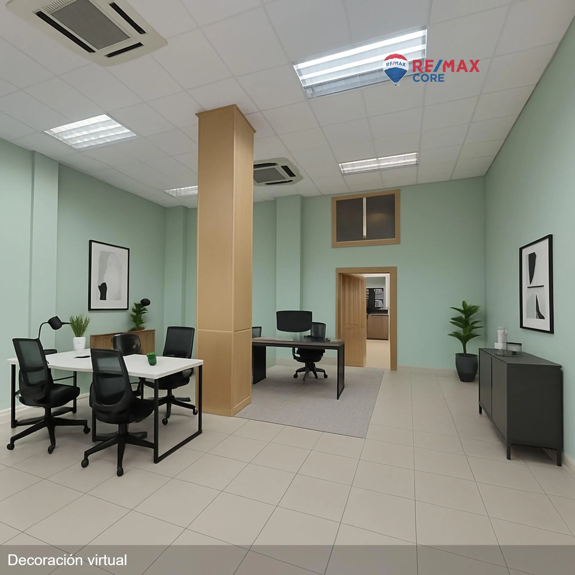 Bright commercial premises with storage
