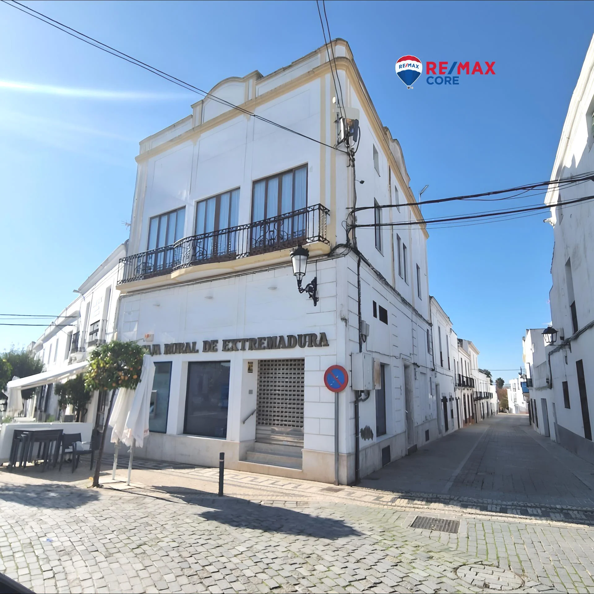 Flexible two-floor commercial unit, Olivenza