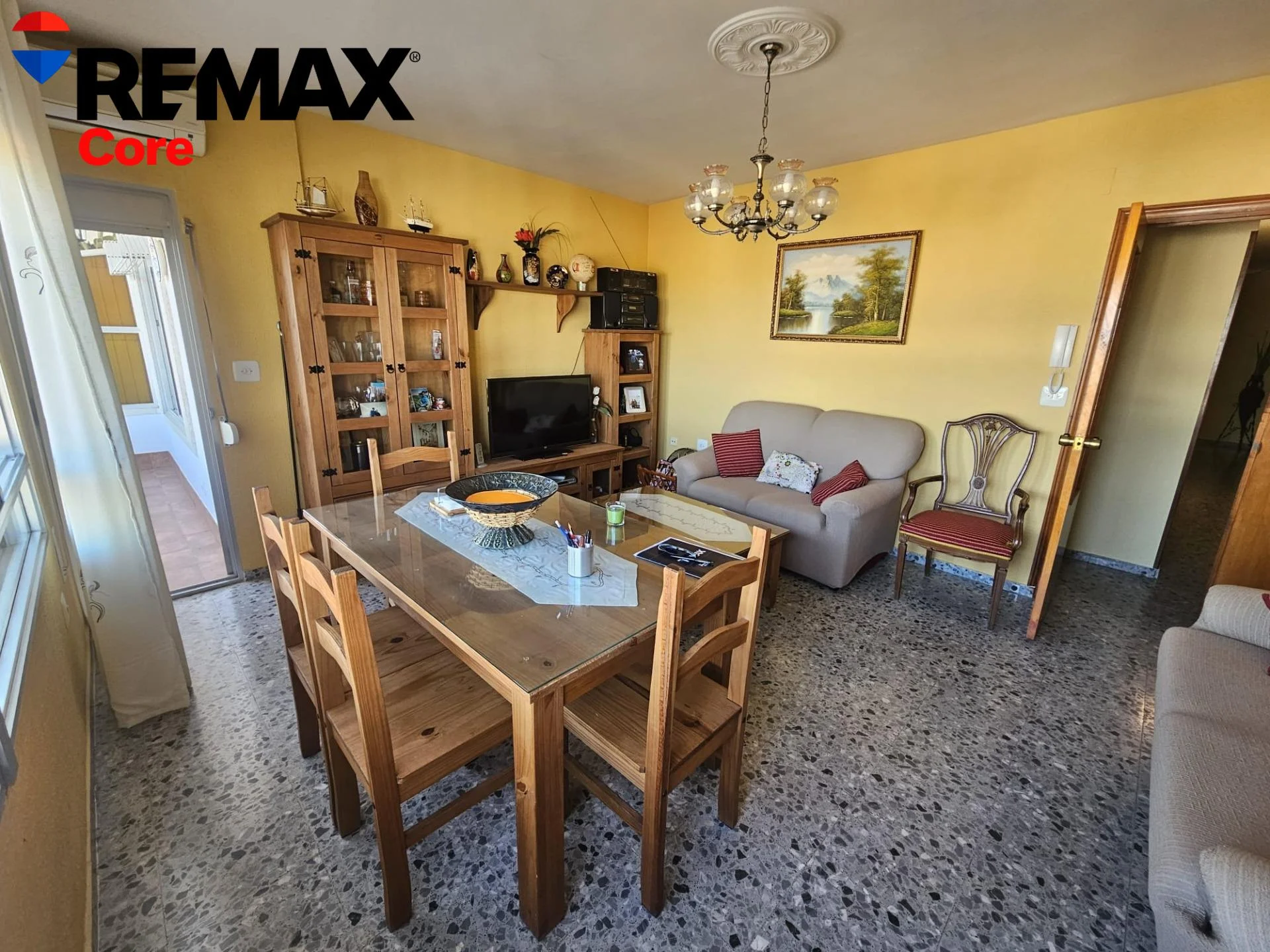 Spacious Sierra de Fuentes flat, 4 bedrooms