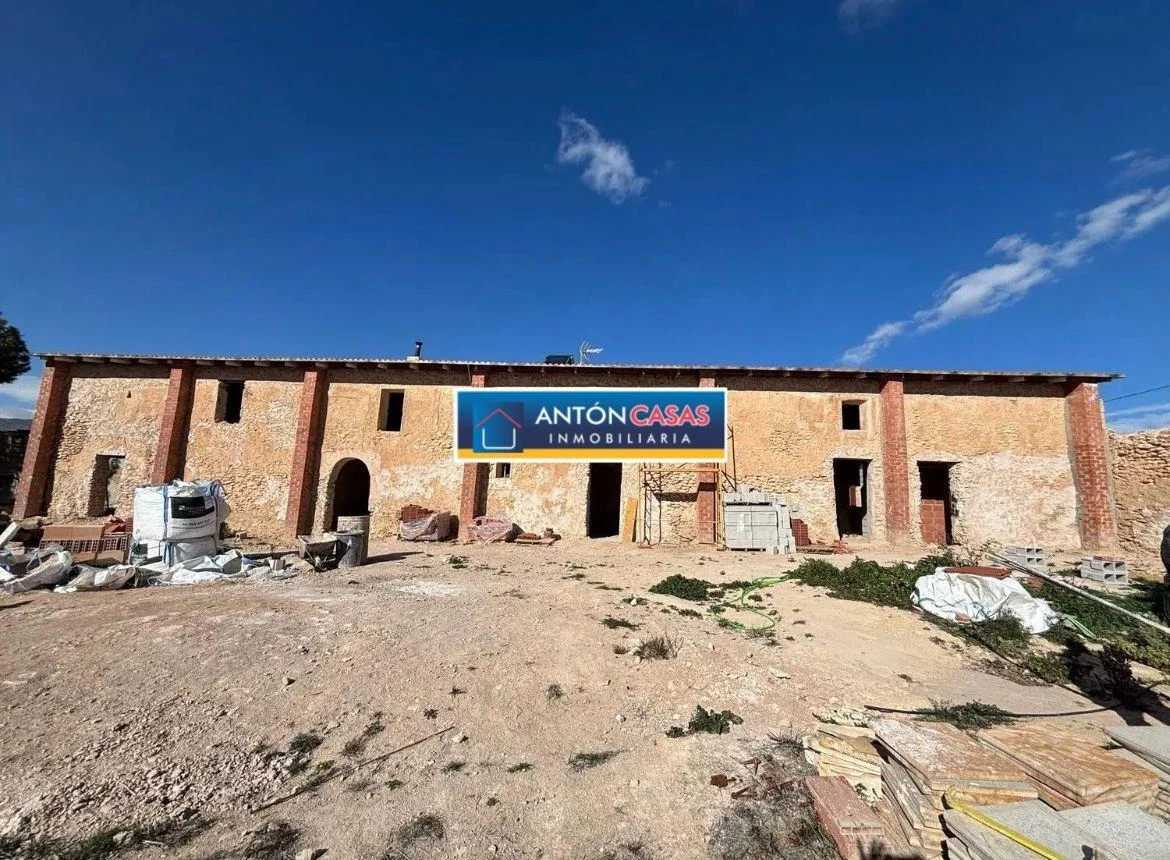 Four-unit duplex project on 3,098 m²