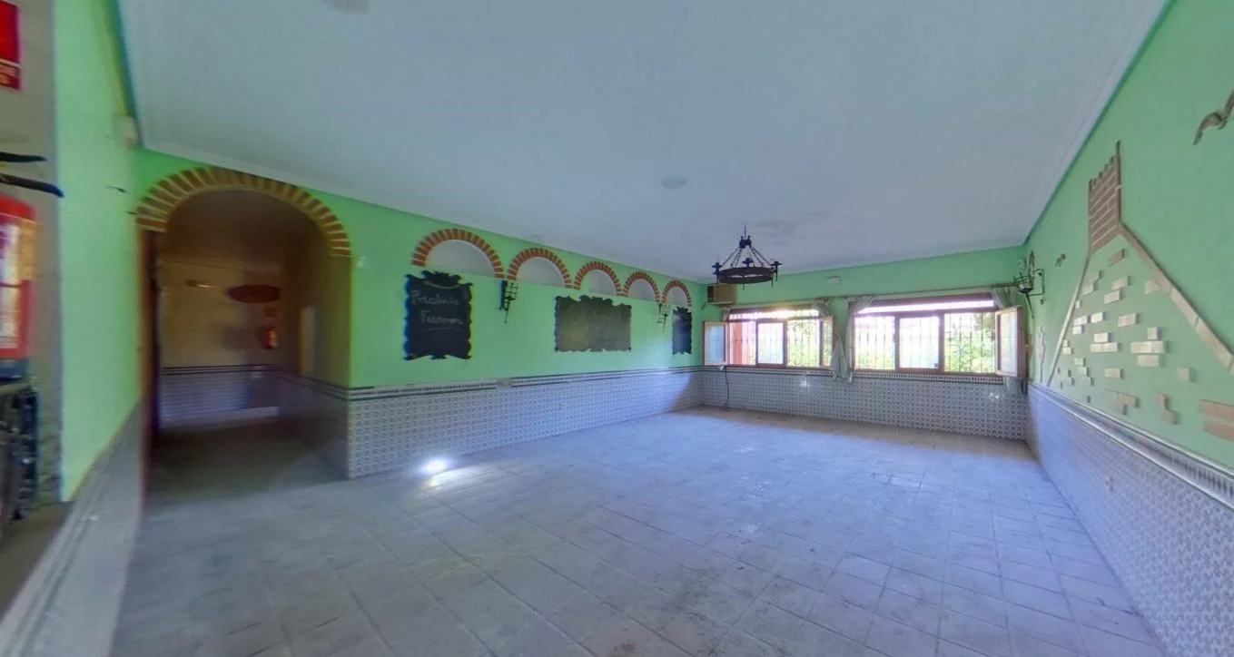 Jadraque bar premises, 85 m²