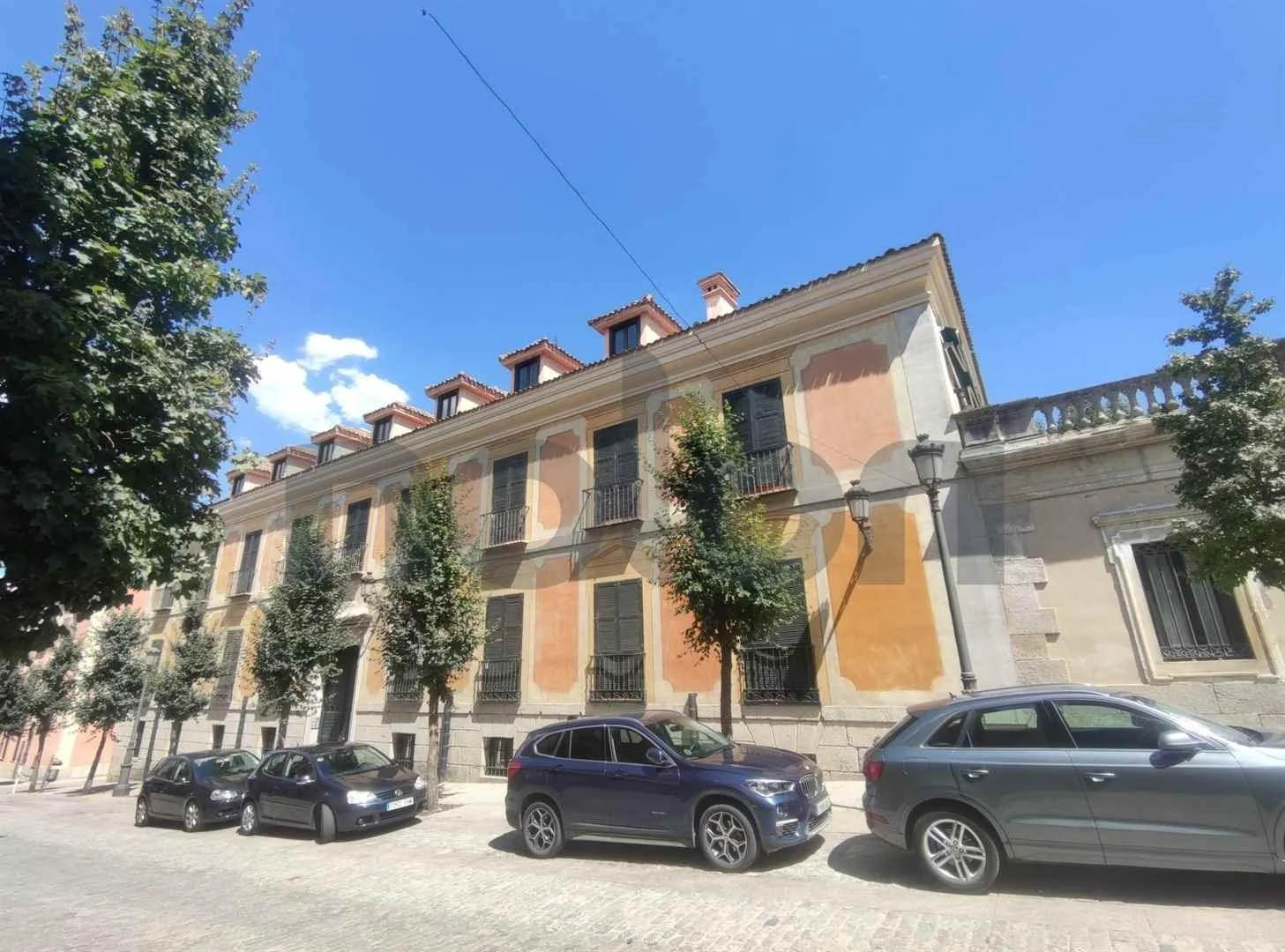 La Granja duplex with 464 m²
