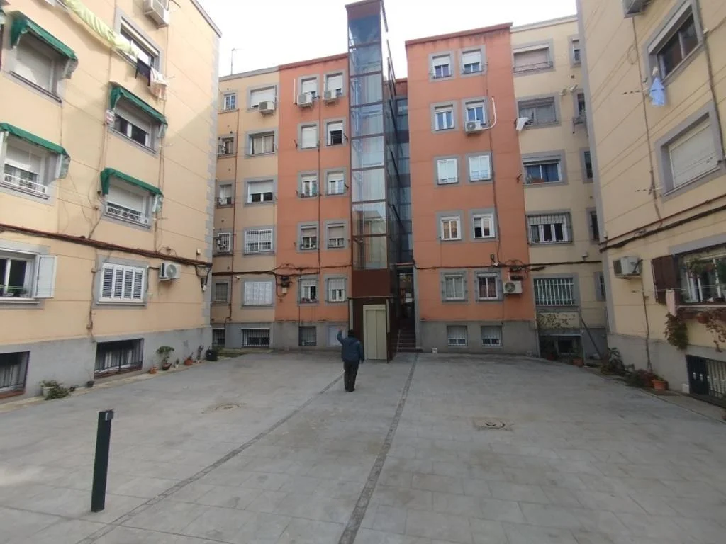 Piso bajo en Madrid, dos dormitorios