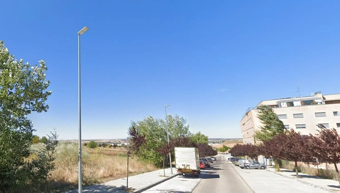 Aguas Vivas urban plot, 2,104m² buildable