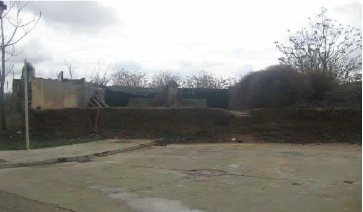 Non-consolidated urban land, 9,830 m²