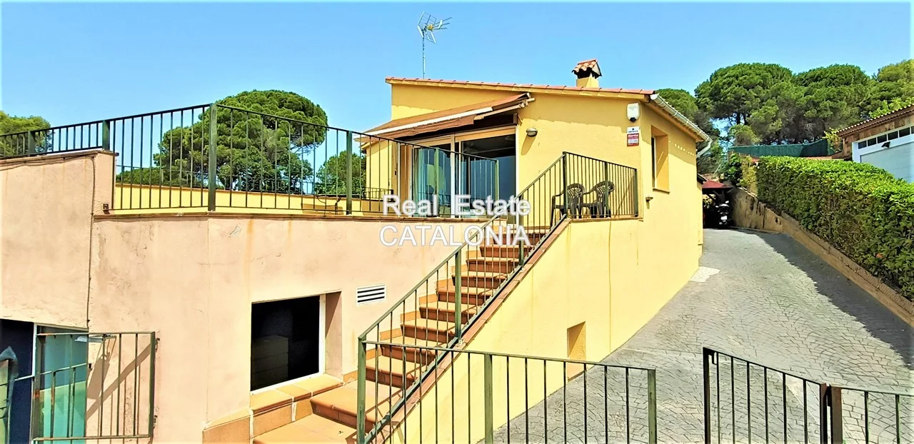Sea-view house in Mas Romeu, 3 bedrooms