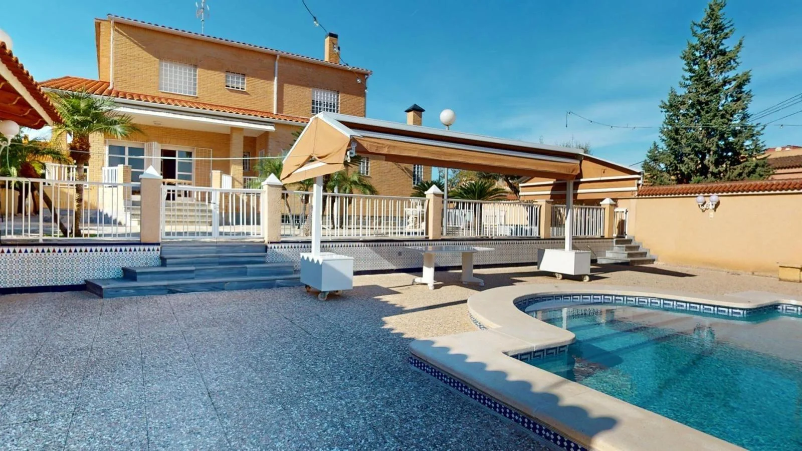 Santo Ángel chalet with private pool