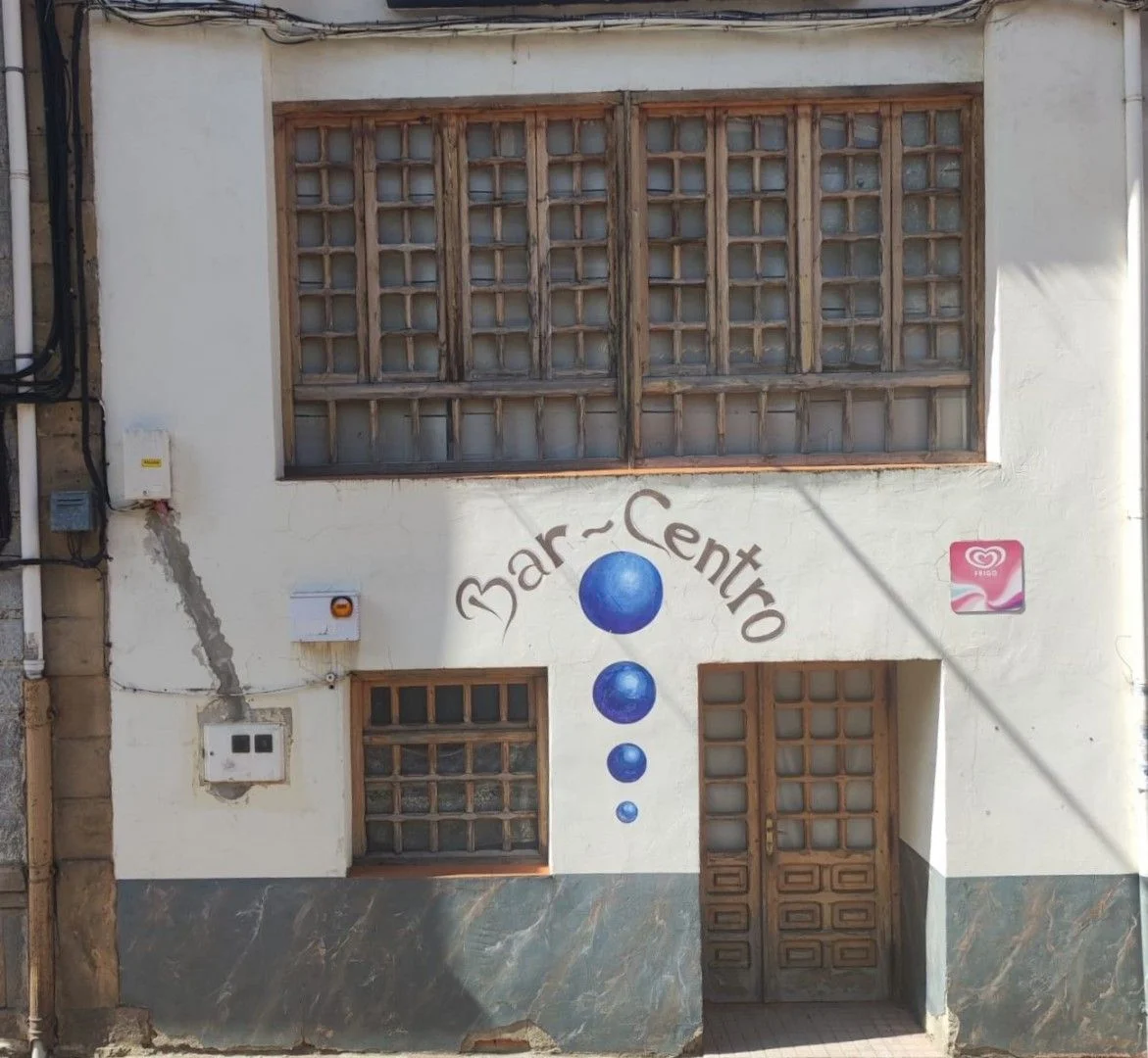 Three-level house with former bar licence