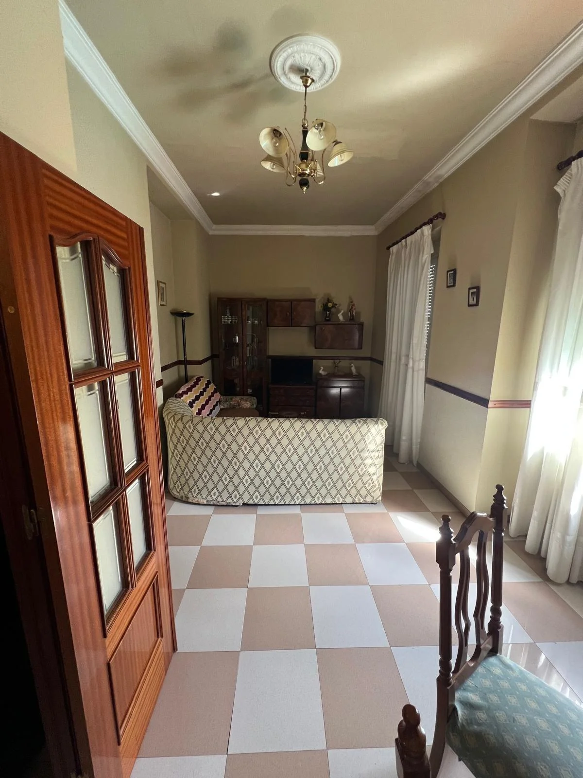 Reformed central flat with terrace