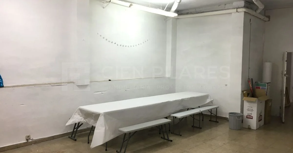 Local comercial en Arnedo de 75 m²