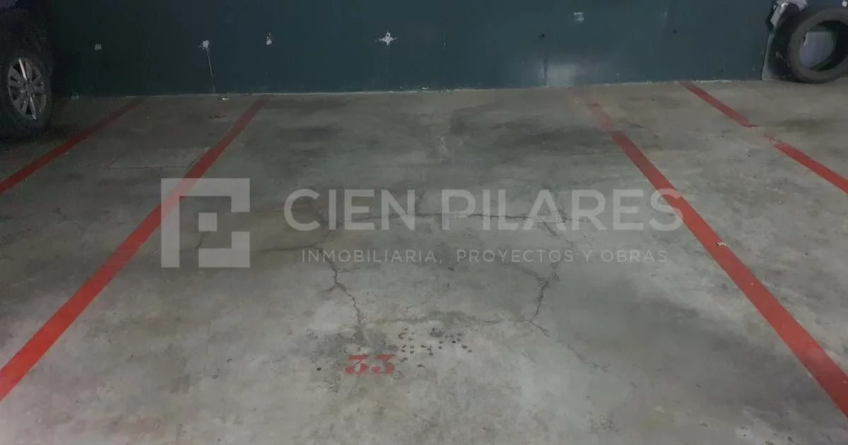 Garaje en Arnedo con puerta eléctrica