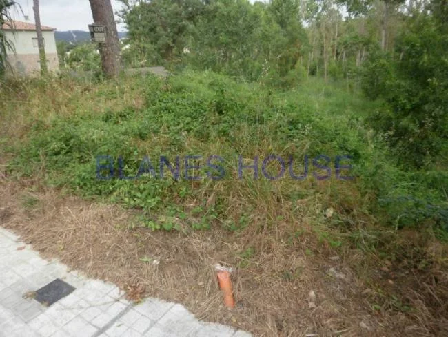 Terreno edificable de 700 m² en Tordera
