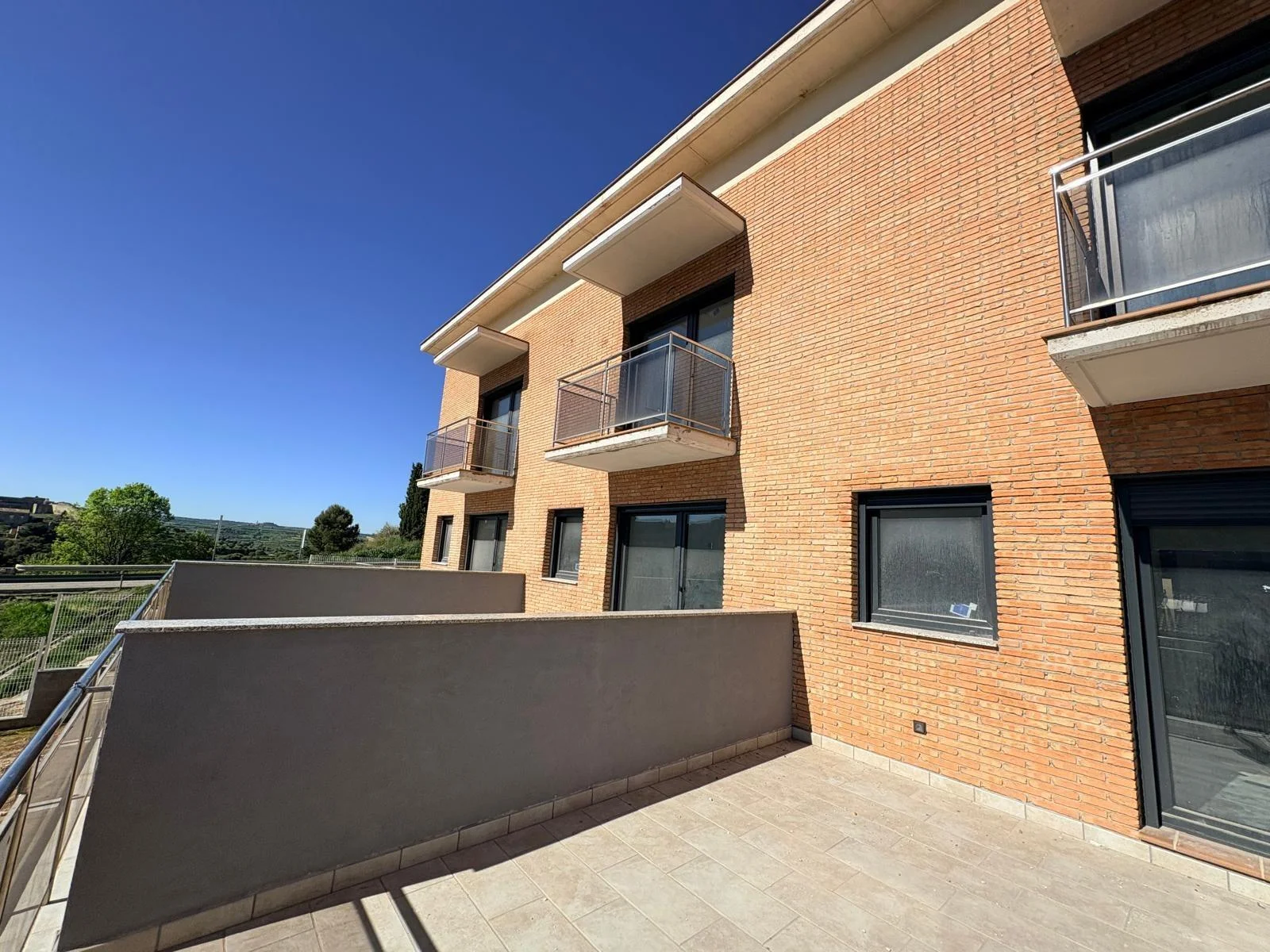Chalet de obra nueva en Cervera con garaje para cinco coches