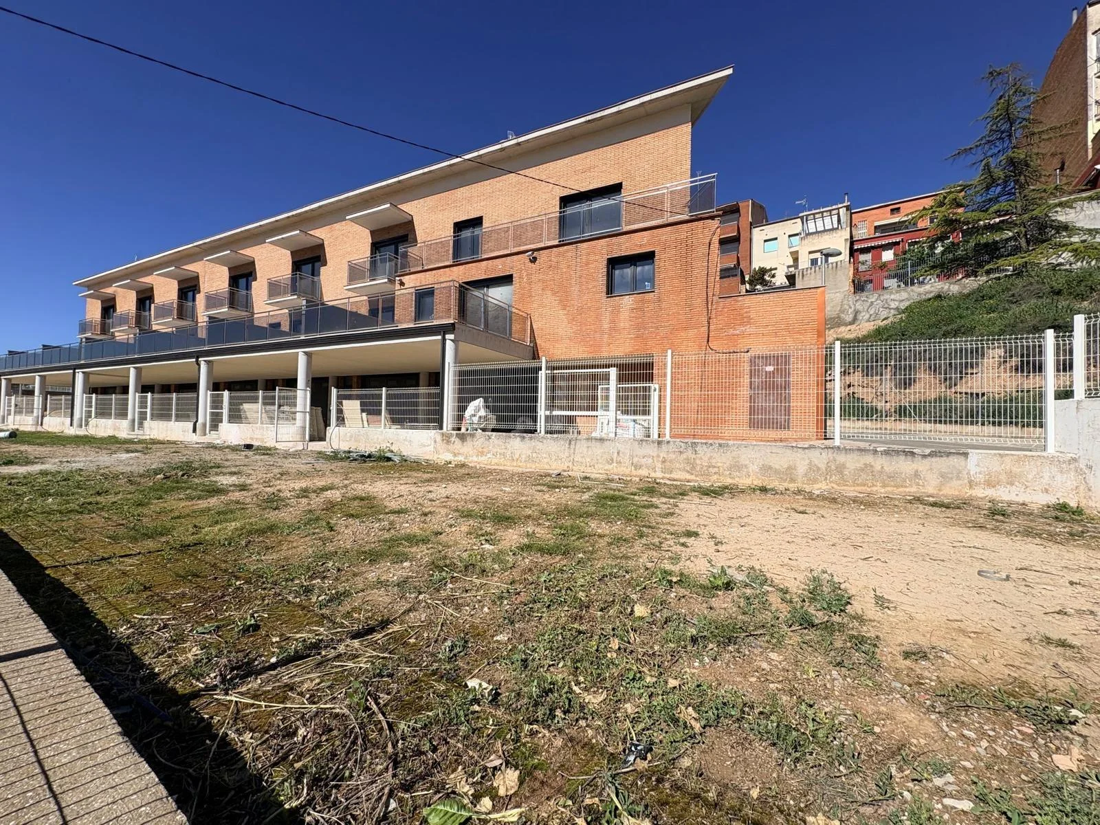 Chalet de obra nueva en Cervera, 250 m²