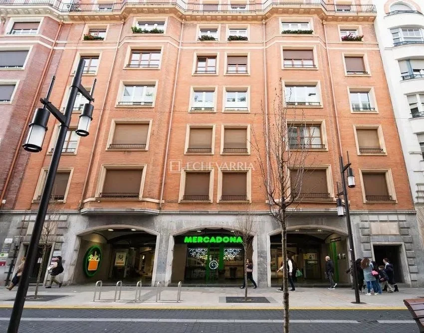 Prime Bilbao office, 197 m², licensed
