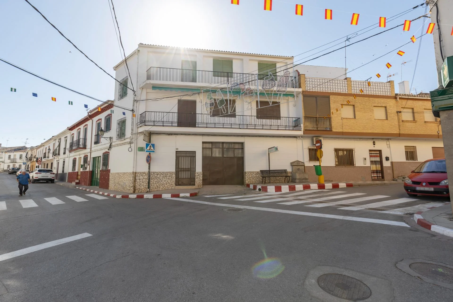 Gran casa para reformar de tres plantas