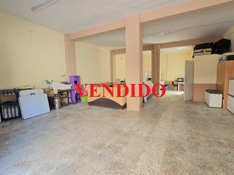 Commercial premises in Monóvar, 99 m²