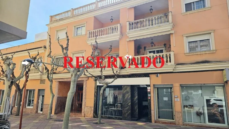 Seminew three-bedroom flat with garage