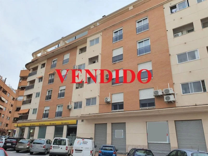 Equipped Monóvar flat, 122 m², 3 bedrooms