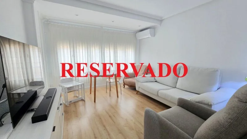 Move-in-ready four-bedroom flat in Monóvar